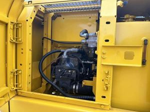 Miniexcavadora Komatsu PC110 Usada de 11 Toneladas, Maquinaria Industrial de Japón con Motor Cummins, Certificación CE, Bomba de Cucharón para Reportes - Product Image 6