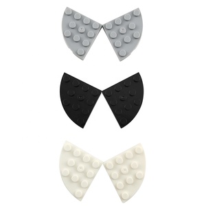 En toute sécurité ABS plastique No.30565 plaque coin rond 4X4 enfants bricolage accessoires jouet briques approvisionnement d'usine blocs de construction - Product Image 4
