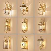 Applique murale LED d'extérieur moderne et fantaisiste pour la maison Lampe murale d'angle en cuivre pour chambre à coucher et salle de bain