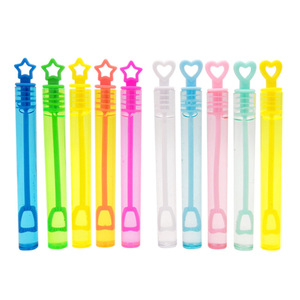 2023 gros <span class=keywords><strong>coeur</strong></span> forme <span class=keywords><strong>savon</strong></span> bulle tube jouet en plastique mariage fête d'anniversaire bulle baguette - Product Image 6