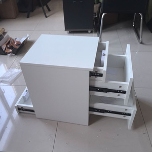 <span class=keywords><strong>Mesa</strong></span> de Noche Inteligente de Bambú para Dormitorio con Estación de Carga LED y Cajón con Cerradura - Product Image 4