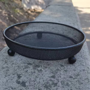 ที่ให้อาหารนกเหล็กทรงกลมสีดำทนทานอุปกรณ์สัตว์เลี้ยงกลางแจ้งขนาดเล็กสำหรับอาลีเอ็กซ์เพรส ลาซาดา - Product Image 1