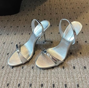 Sandalias de tacón alto de alta calidad con parte superior de cuero brillante, hebillas traseras desmontables, tacones delgados, elegantes zapatos de estilo francés. - Product Image 6