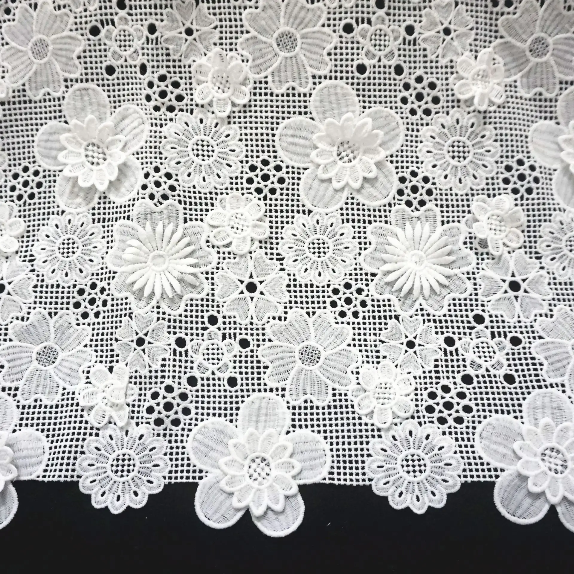 Aplique hecho a mano 3D de Calidad Suiza Floral blanco pesado 3D guipur vestido alto tela de encaje