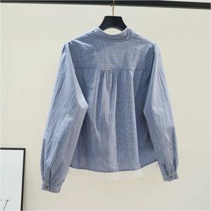 Chemise à rayures en dentelle pour femmes en automne 2025, nouveau style ample et haut de gamme, haut de chemise court - Product Image 3