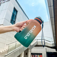 Nouvelle conception, bouteilles d'eau de sport en plastique PP sans BPA, 1,2 L/1,6 L/2,2 L, demi-gallon, pour la salle de sport, la remise en forme en plein air, avec bouchon à vis.