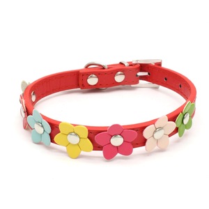 Patrón sólido PU cuero mascota gato perro <span class=keywords><strong>Collar</strong></span> con nudos de flores elegante y duradero correa para mascotas y <span class=keywords><strong>Collar</strong></span> - Product Image 3