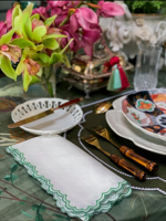 Serviettes en lin et coton brodées à la main, modernes, carrées, à bordure festonnée, vertes, pour la décoration de table