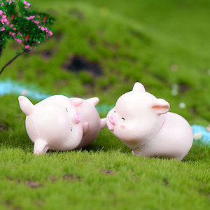 Figuras de Animales de Dibujos Animados, Cerdito con Impermeable Amarillo, Bolsa de Regalo, Adorno de Plástico para Escritorio, Decoración del Hogar, Regalo para Niños - Product Image 2