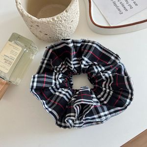 Scrunchies en tissu à carreaux vintage pour femmes, accessoires pour cheveux doux et élastiques - Product Image 6
