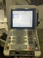 Centre d'usinage CNC à table rotative de type berceau à 5 axes d'occasion avec ensemble de broche, poids 9000 kg