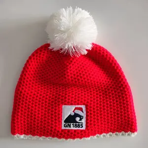 Benutzer definiertes Logo Wunderbare Geschenke Winter Rot Weiß Gestrickte Weihnachts mütze Häkeln Mütze Mit PomPom