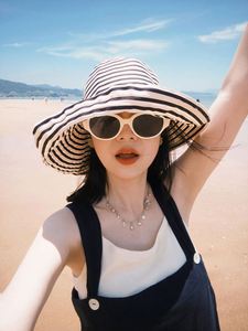 Hot Selling Packable Foldable Bucket <b>Hat</b> with Wide Brim Striped Design <b>for</b> Summer Outdoor Beach Fishing Casual Travel - Product Image 4