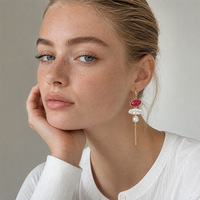 Anting-anting panjang dengan rumbai, berlapis emas 18K PVD dari stainless steel, tahan air, perhiasan wanita, hadiah, anti-korosi, akrilik
