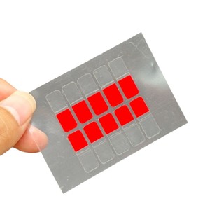 Cinta de Película PET Adhesiva Acrílica de Una Cara Sin Residuos para Sellado de Bolsas, Etiqueta Transparente Roja Fácil de Despegar - Product Image 4