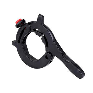 Asistencia de control de <span class=keywords><strong>crucero</strong></span> del acelerador, control de <span class=keywords><strong>crucero</strong></span> de motocicleta antifatiga Abrazadera de acelerador Bloqueo de acelerador con botón de liberación rápida - Product Image 3