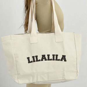 Bolsa de Lona Portátil Ajustable para Mujer, Diseño de Contraste, Capacidad y Tamaño Personalizables con Logotipo, Profesional y Avanzada - Product Image 2
