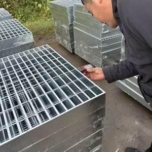 <span class=keywords><strong>Lot</strong></span> de 4 plaques de couverture de tranchée, rampes de construction paysagère, grilles en acier enfichables pour puits, quais, piscines, avec cercle W, ensemble de grilles en acier - Product Image 6