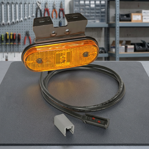 Feu de position latéral Erar pour applications générales MDSM0048SCG Éclairage Fabriqué en Italie - Product Image 2