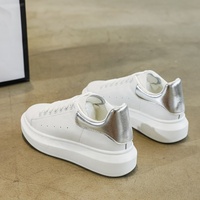 Chaussures décontractées de luxe personnalisées en gros, baskets de course classiques pour hommes et femmes, chaussures de skate blanches à lacets