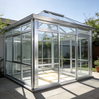 Serre en verre trempé avec cadre en alliage d'aluminium, toit triangulaire, véranda pour appartement, cour