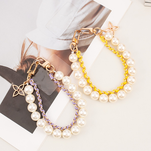 Fashion Ins Style Short Braided Pearl Mobile Phone Lanyard Hot Selling Creative Beads Hand Chain Strap Phone Wholesale