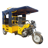 Vente chaude 3-Wheel 200cc Essence Tuk Tuk Tricycle Auto Rickshaw avec toit fermé pour les passagers de taxi