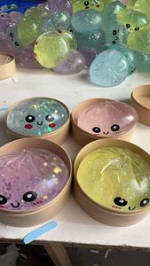 Nouveauté 2026 : Boule Squishy TPR en forme de boulette visage souriant, Boîte Mystère Pailletée, Jouet Sensoriel Anti-stress pour Adultes et Cadeaux de Fête - Product Image 3