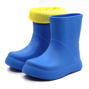 Bottes de pluie imprimées bon marché en EVA, couleur unie, légères, durables, imperméables, souples, été, enfants, unisexe, mi-hautes, garçons, enfants, hiver - Product Image 1