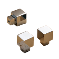 Poignées carrées et boutons Santaya en laiton antique français chromé pour armoires de cuisine, placards de chambre et meubles - Durables pour villas