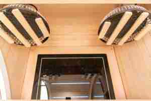 Thiết kế hiện đại rắn gỗ buồng oxy với hồng ngoại xa và máy tính bảng điều khiển - Product Image 5