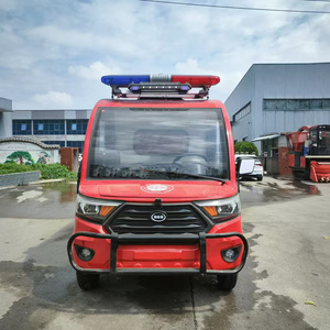 La mini voiture de patrouille d'incendie de mousse de réservoir d'eau de 800L doit être utilisée pour le <span class=keywords><strong>camion</strong></span> de <span class=keywords><strong>pompier</strong></span> de lutte contre l'incendie de premiers secours - Product Image 2