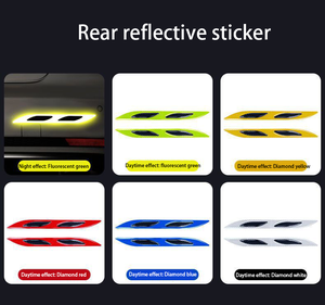2 Piezas de Cintas Reflectantes Autoadhesivas Impermeables para Parachoques de Coche, Cintas de Advertencia de Seguridad, Pegatinas Reflectantes, Accesorios para Coche - Product Image 3