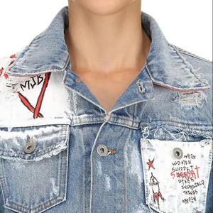 <span class=keywords><strong>Giacca</strong></span> di Jeans Dipinta a Mano <span class=keywords><strong>Stile</strong></span> <span class=keywords><strong>Camicia</strong></span> con Colletto Mezza <span class=keywords><strong>Giacca</strong></span> Corta da Donna <span class=keywords><strong>Giacca</strong></span> di Jeans Pakistana - Product Image 4