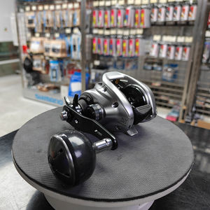 Carrete de metal Shimano 24 <span class=keywords><strong>TRANX</strong></span> 300 para pescadores avanzados que buscan el máximo rendimiento de lanzado y pesca en condiciones complejas. - Product Image 2