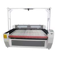 Machine de découpe laser CO2 1630 à alimentation automatique par positionnement de caméra pour tissus en rouleau