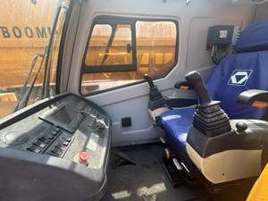 Grúa de camión QY85KA 85t de segunda mano con buena pintura grúa móvil XCT100 XCT110 QAY200 QAY400 de segunda mano - Product Image 4