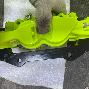 Étriers <span class=keywords><strong>de</strong></span> <span class=keywords><strong>frein</strong></span> avant 8560 à <span class=keywords><strong>4</strong></span> <span class=keywords><strong>pistons</strong></span> en gros avec disque <span class=keywords><strong>de</strong></span> <span class=keywords><strong>frein</strong></span> grand kit <span class=keywords><strong>de</strong></span> <span class=keywords><strong>frein</strong></span> pour Infiniti Q50 Q60 QX70 G37 FX35 QX56 - Product Image 3
