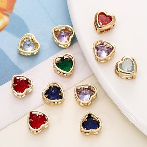Cuentas de cristal en forma de corazón, cobre chapado en oro, cuentas espaciadoras para hacer joyería DIY, para pulseras y collares - Product Image 1