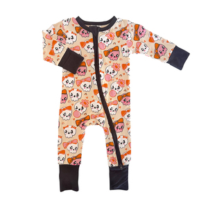 Ökologischer Bambus Halloween Baby-Strampler mit Zwei-Wege-Reißverschluss Umweltfreundlicher Festtags-Neugeborenen-Schlafanzug Maßgefertigte Babykleidung - Product Image 3