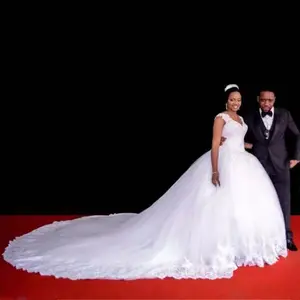 अफ्रीका दुल्हन ब्राइडल गाउन गेंद गाउन सेक्सी वि गर्दन बिना आस्तीन शादी की पोशाक 2023 चर्च Mikado ब्राइडल गेंद का गाउन शादी की पोशाक