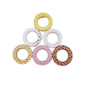 Kolay kurulum ucuz plastik perde aksesuarları için perde halkaları 40mm açılabilir perde kuşgözü halka - Product Image 6