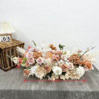 Rangkaian Bunga Meja Artifisial Premium dengan Garland Hijau untuk Dekorasi Acara Pesta dari Supplier