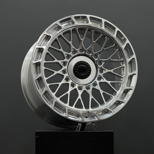 ล้อแม็กซ์อะลูมิเนียมขัดเงา 5 รู แบบปลอมล็อคกลาง ดีไซน์เว้าใหม่ ดุมล้อประสิทธิภาพสูง สำหรับรถแลมโบกินี ฮูราแคน เอสทีโอ ปี 2022 - Product Image 3