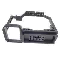 Accessoires de cage de caméra usinés CNC de marque, pièces de rig de cinéma personnalisées en aluminium et acier inoxydable de haute précision, brochage