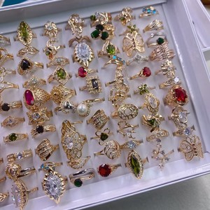 Nuevos Anillos de Circonita Cúbica Coloridos y Exagerados para Mujer, Chapados en Oro, con Retención de Color, Estilos Mixtos de Moda, Anillos de Dedo Llamativos - Product Image 4
