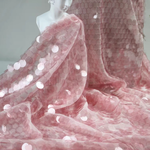 Tela de Encaje Tricot de Lujo LH con Lentejuelas Rosadas Brillantes y Bordado, 100% Poliéster Ecológico, para Vestidos de Novia y Fiesta - Product Image 3
