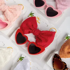 Lunettes pour enfants à la mode en forme de coeur lunettes de soleil enfants petite fille bébé rétro cheveux accessoires ensemble enfants coeur lunettes de soleil