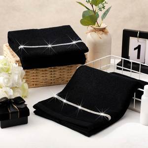 Serviettes de toilette noires unies 100% coton, scintillantes avec strass, douces, absorbantes et lavables en machine - Product Image 4