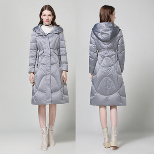 Fournisseur chinois Manteau bouffant extrêmement chaud pour femmes 900 Fill Power Veste en duvet d'oie pour une température inférieure à zéro - Product Image 5